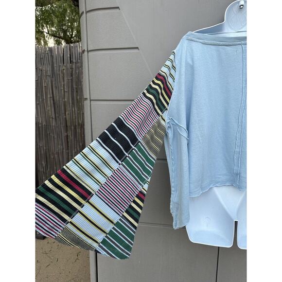 We The Free Maxwell Blue hippie Thermal Tee Long Bell Statement Sleeves Sz Large - Picture 5 of 14